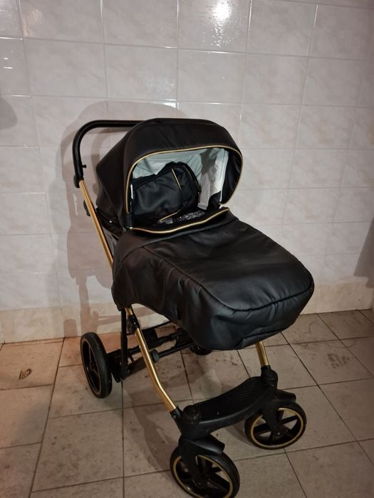 Коляска демисезонная  трансформер