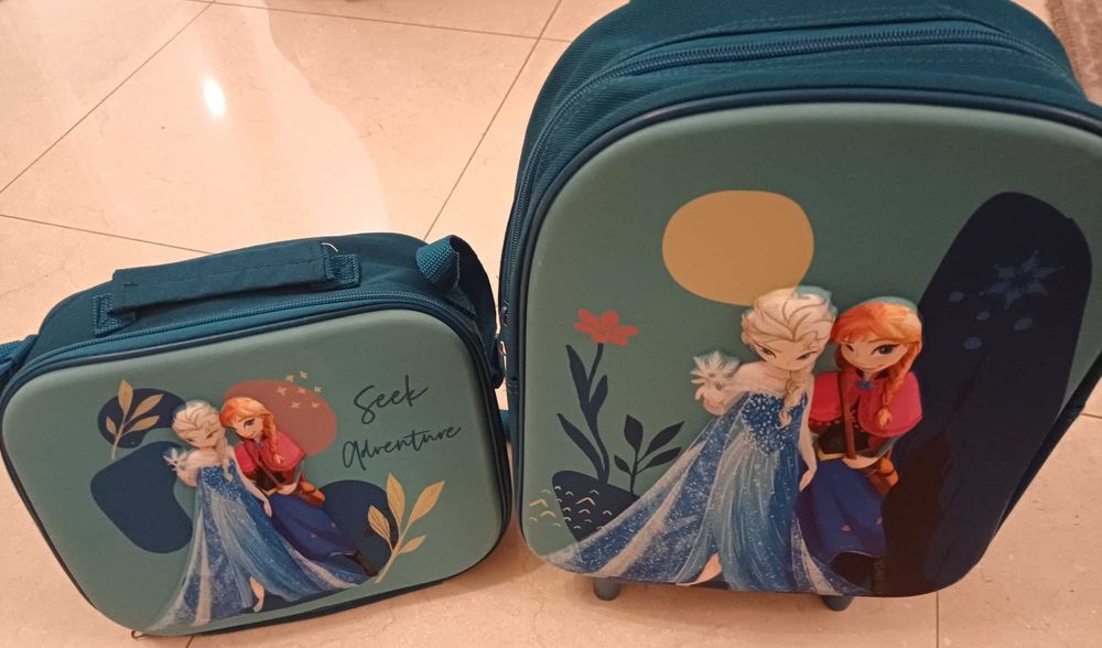 Conjunto mochila troley + lancheira da frozen em excelente estado