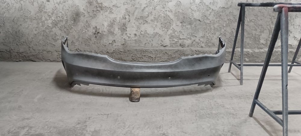 Para choques traseiro Mercedes CLA
