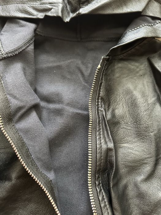 Куртка шкіряна 5-6 років