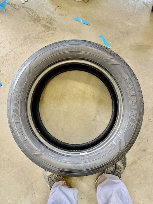 235/55/18 goodyear 4шт