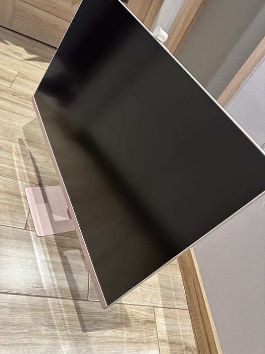 Monitor SAMSUNG Smart M8 32”