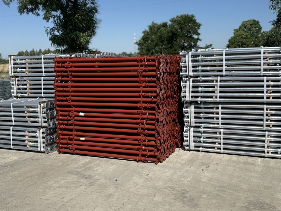 Podpory budowlane stemple metalowe szalunki stropowe dźwigary budowlane doki strop