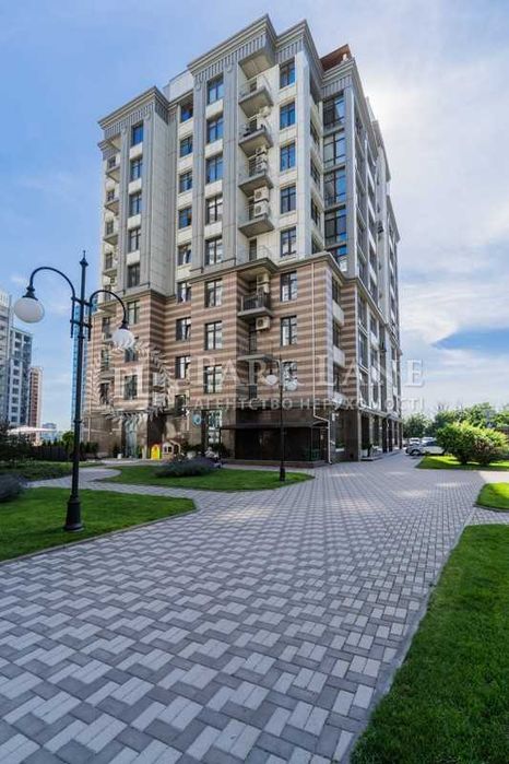 Продаж квартири з новим ремонтом в ЖК Новопечерські Липки