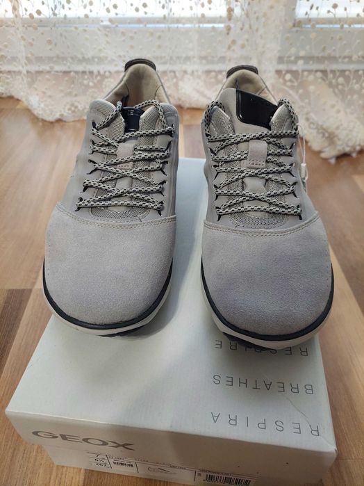 Geox Sneakersy "Nebula C" r.40