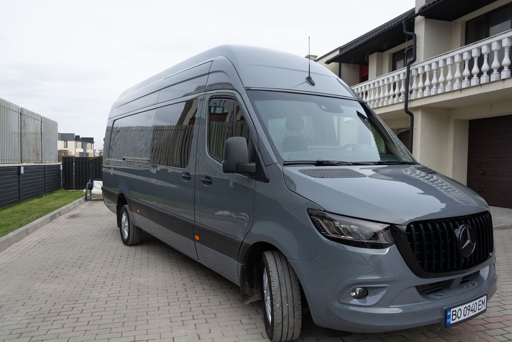 Mercedes-Benz Sprinter