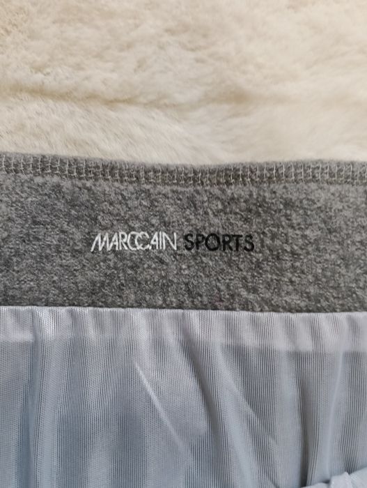 Szara spódnica Marc Cain