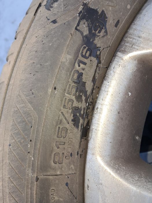 Opony zimowe 215/55/16 z felgami opel