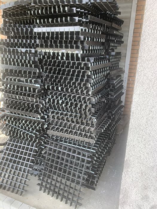 Потолок Стеля Грильято чорна 60х60