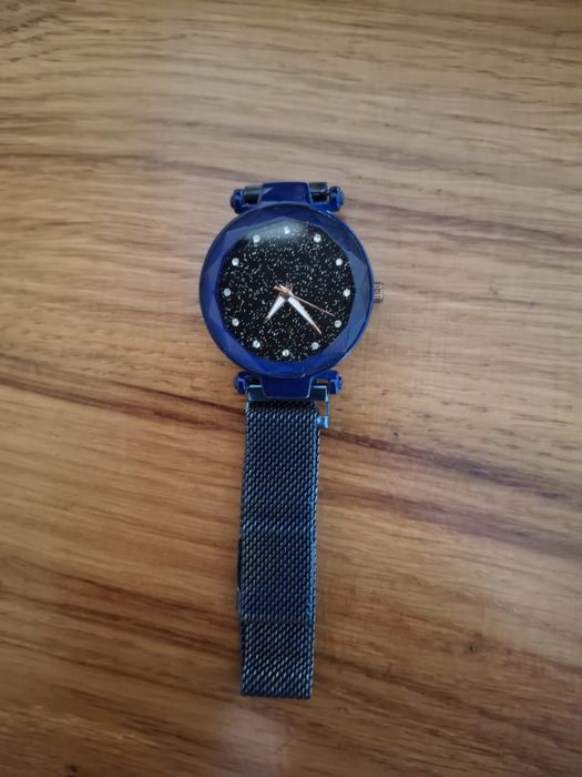 Годинник жіночий