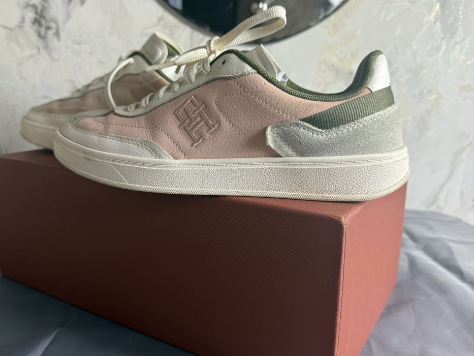 Женские кеды Tommy Hilfiger,