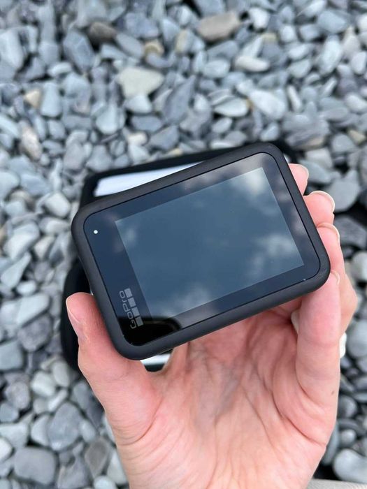 Екшн-камера GoPro Hero 11 з додатковими лінзами.
