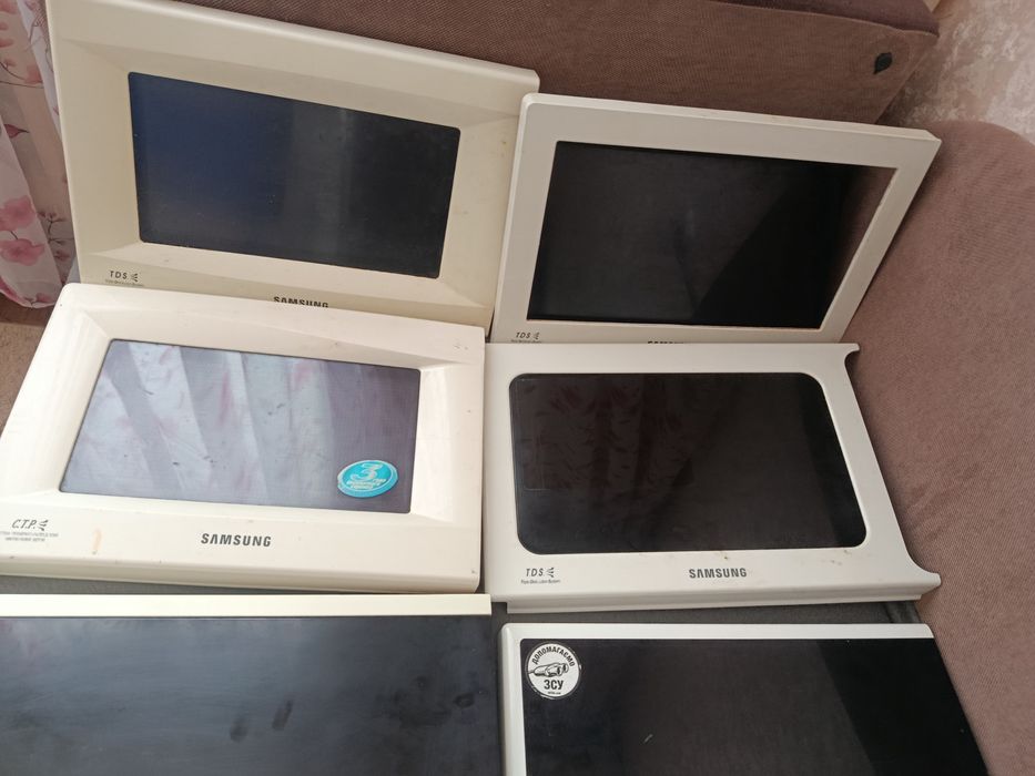 Двери для микроволновок за все 11штук 600 гривен