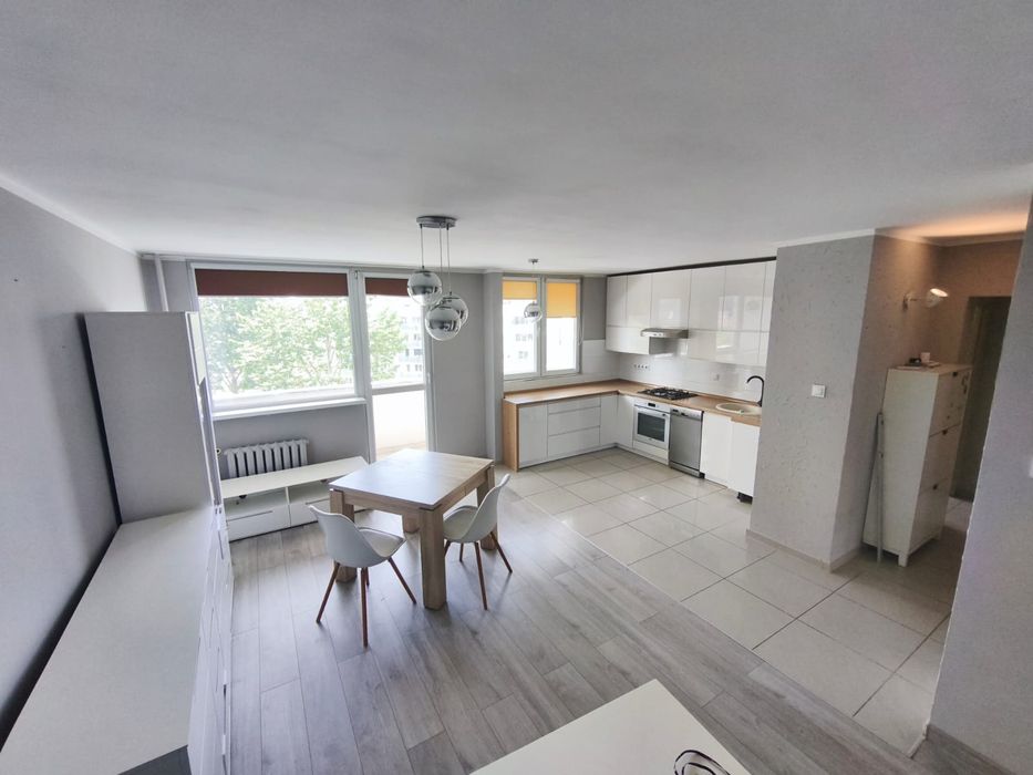 Mieszkanie 50 m2 dwa pokoje Przylesie  balkon piwnica
