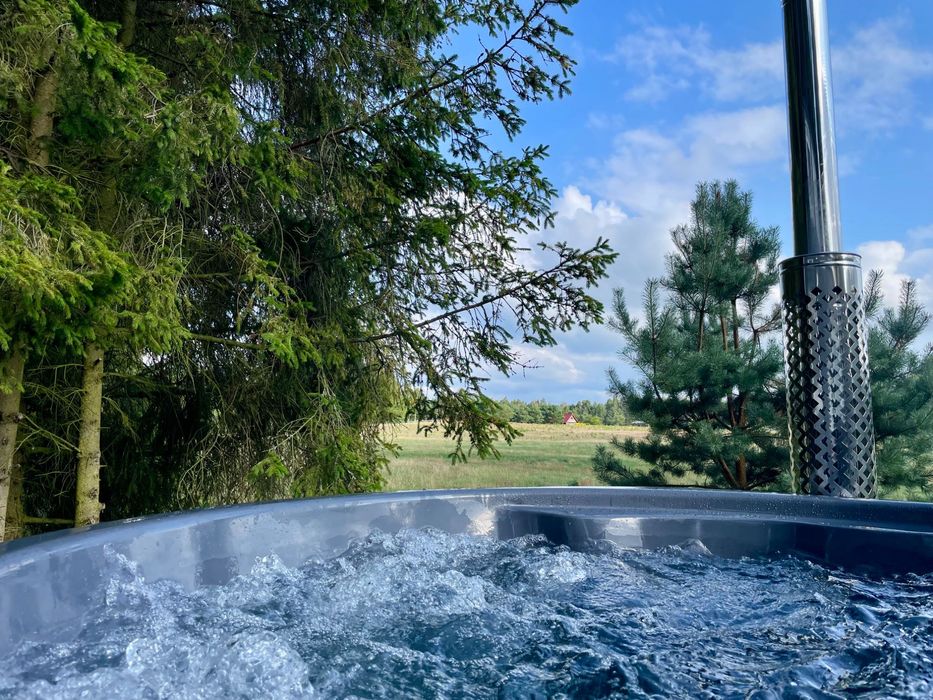 Domek na wynajem w lesie z jacuzzi – Tiny House Bory Tucholskie