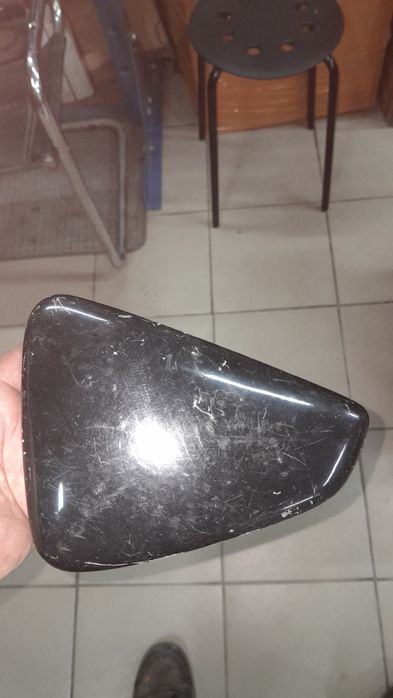 Suzuki Savage ls 650 сузукі  кришка бардачкаж