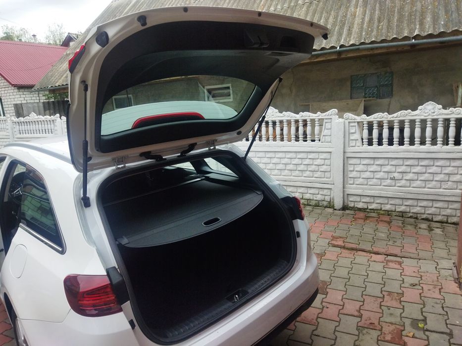 Кia Ceed 2021 рік 1.6 Дизель