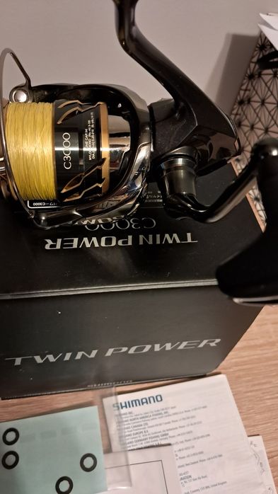 Kołowrotek Shimano twin power C3000