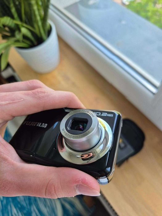 Fujifilm A170 czarny | stan bardzo dobry | etui | sprawny
