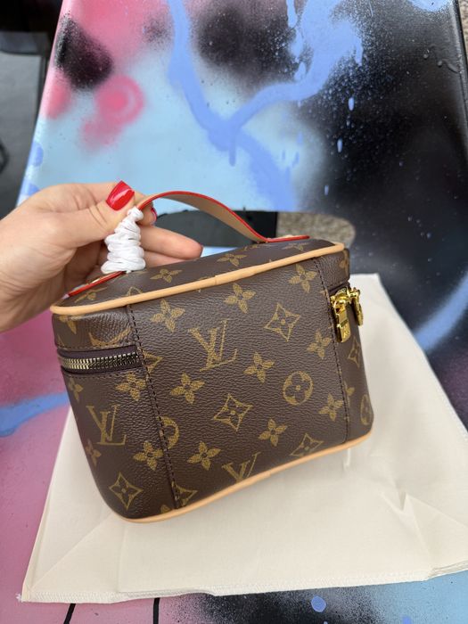 Косметичка Louis Vuitton