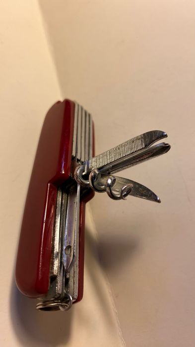 Canivete tipo suíço 11 ferramentas