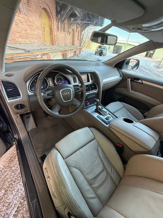 Audi Q7 3.0D 2011R