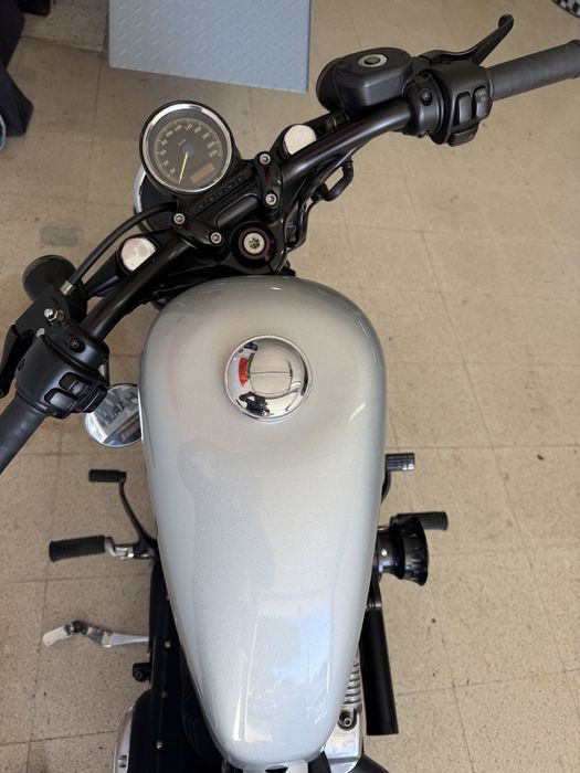 Harley Davidson forty eight (48)