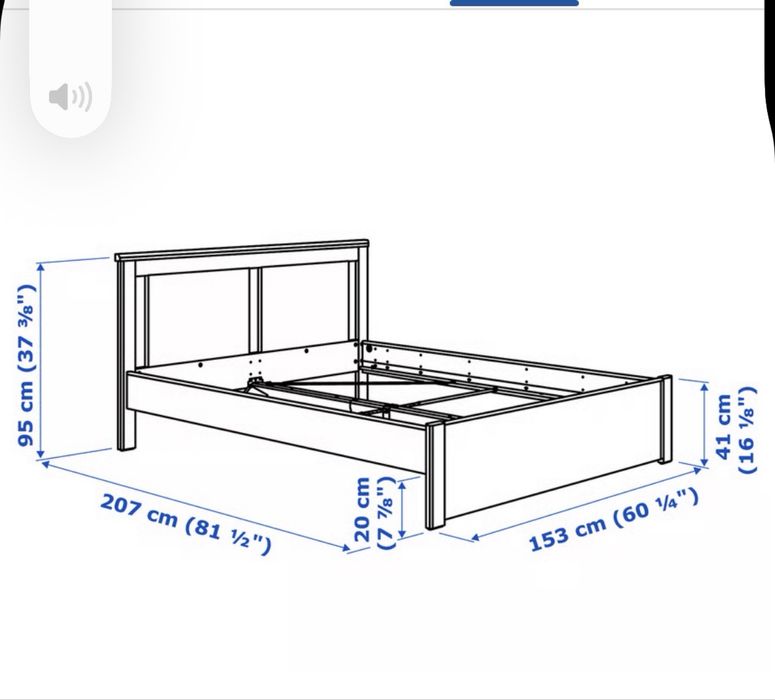 Cama comoda e mesa de cabeceira semi novos