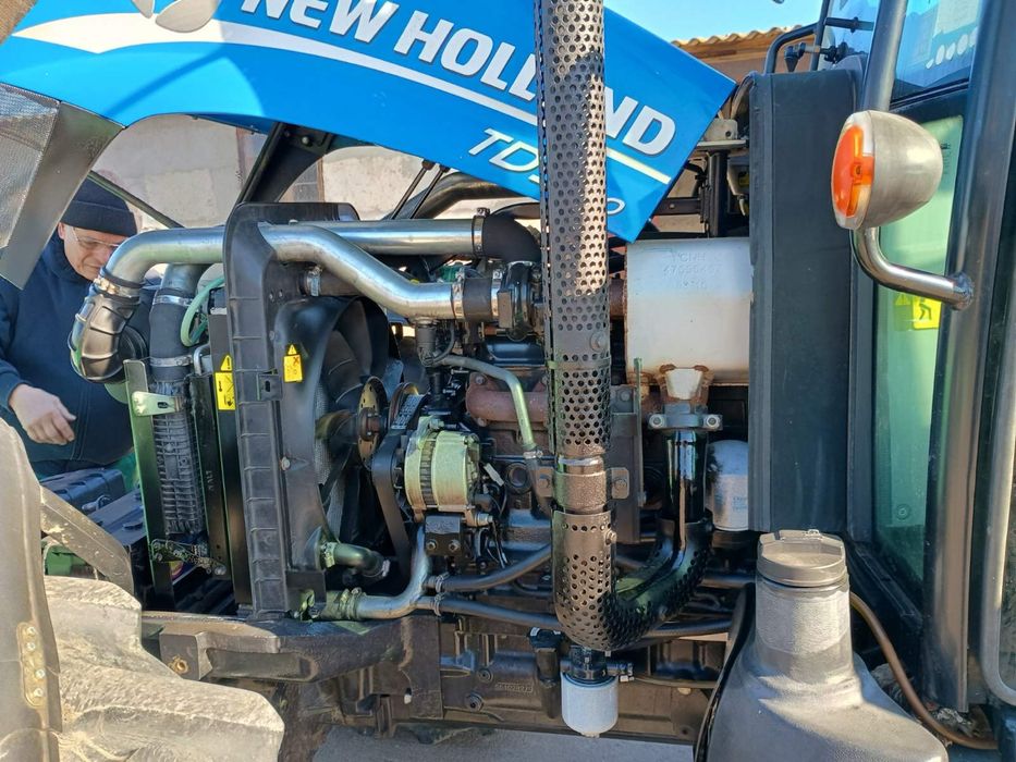 Продам Трактор 2016 года