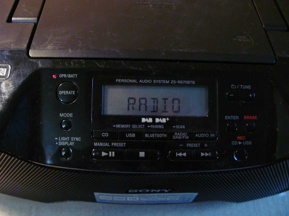 Radioodtwarzacz Sony ZS-RS70BTB CD/MP3 stereo FM DAB+ USB Bluetooth