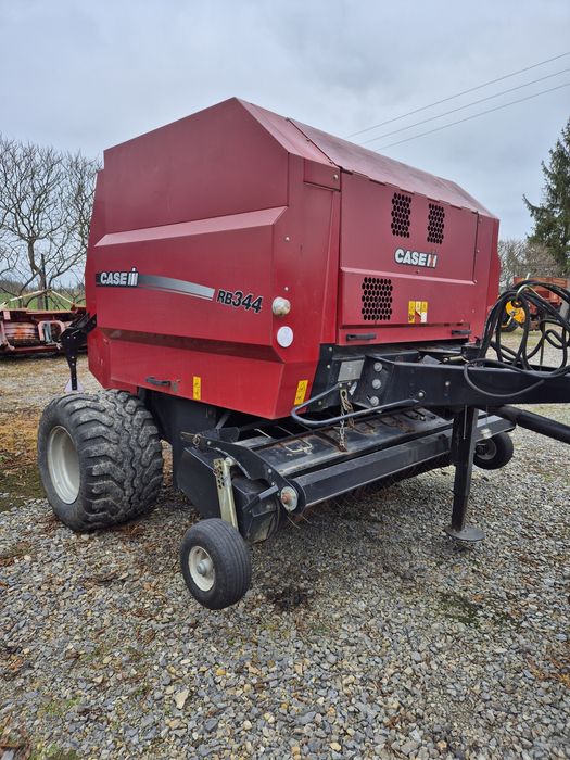 Prasa CASE  RB 344