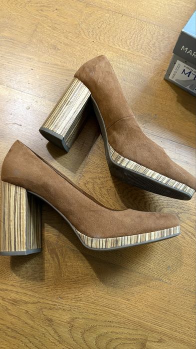 Marco Tozzi. Półbuty na stabilnym słupku. Rude. Piekne