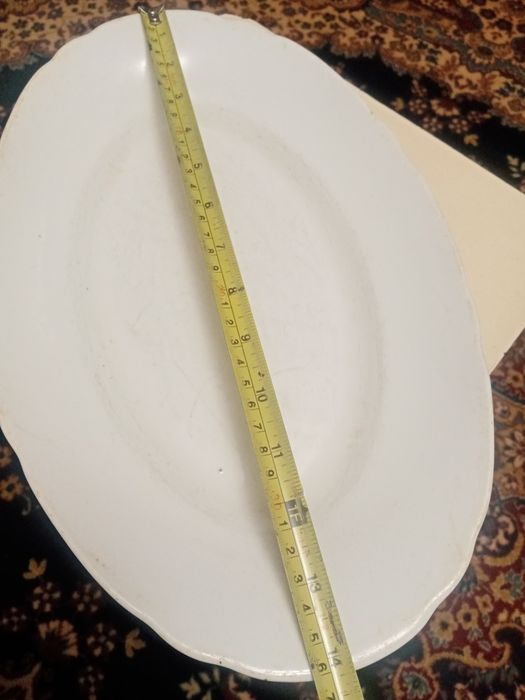 Блюдо овальное, хорошее состояние