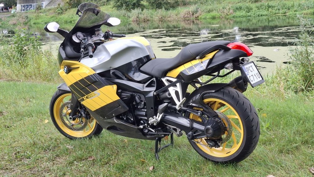 BMW K1200S poprzednik K1300S
