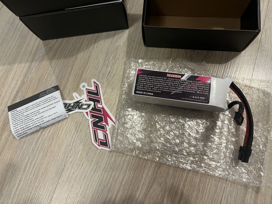 CNHL G+Plus 4s 2200mAh 14.8V 70C  lipo XT60 - bateria RC FPV