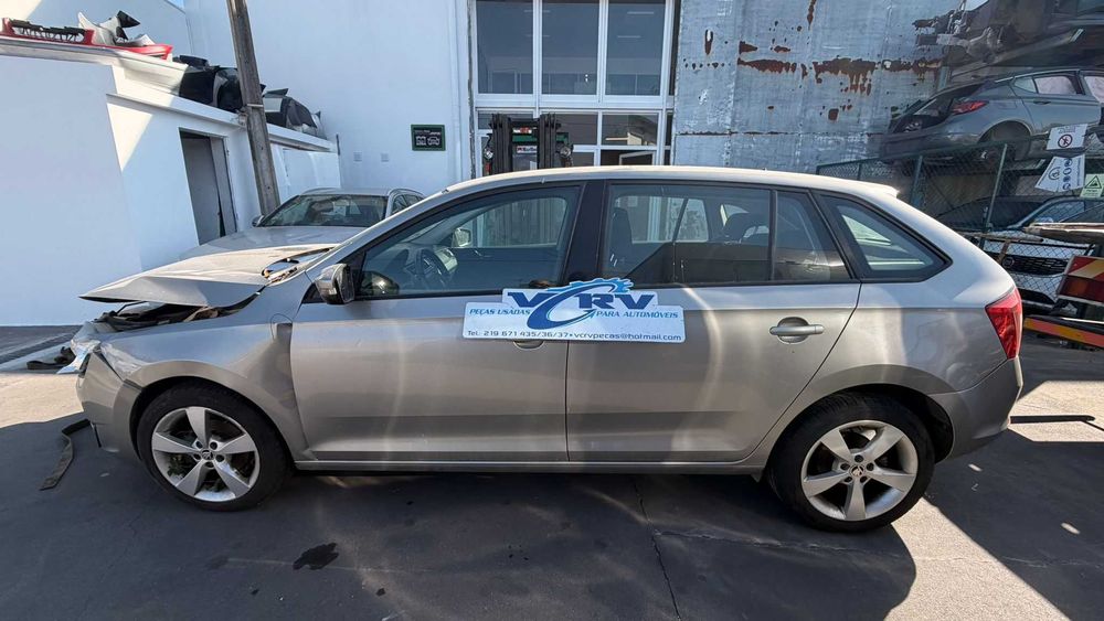 Skoda Rapid SW 1.4 TDI - Viatura para Peças