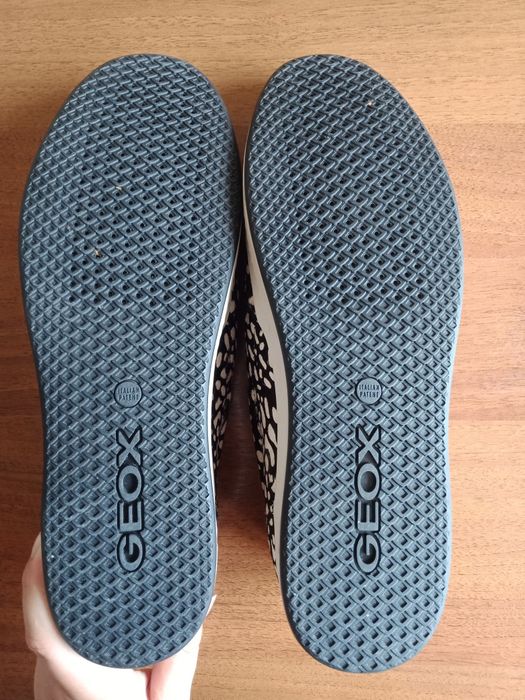 GEOX. Туфли женские MODESTY. Классические слипоны 39 полный