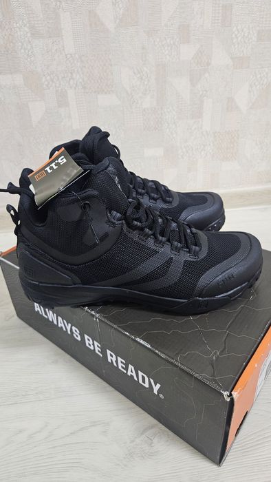 Тактичні ботинки 5.11 Tactical A/T Mid Boot Black