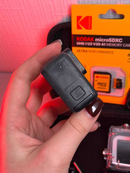 Екшн-камера GoPro Hero 7 Black з усім потрібним для початку зйомки