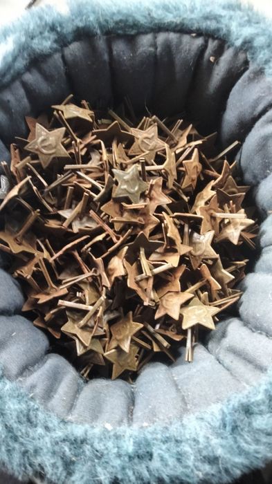 Военная звёздочка с сером и молотом