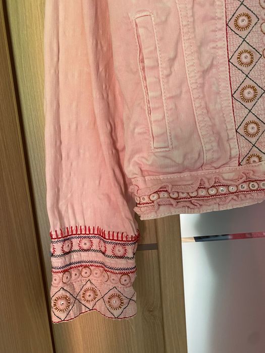 Kurtka różowa dżinsowa