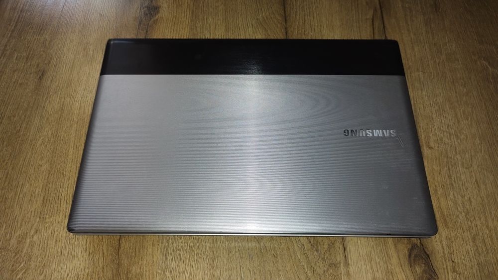Ноутбук Samsung RV518 потрібен ремонт або на запчастини