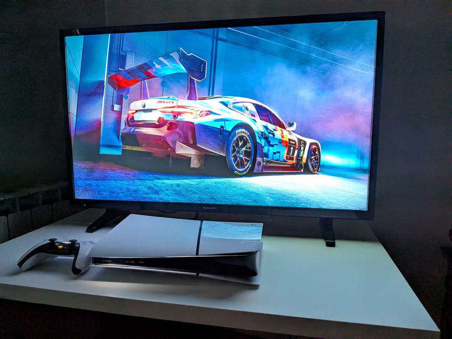 PS5 usada Slim 1 TB + Comando + Cabo HDMI 8K
