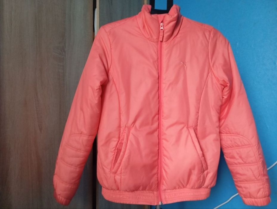 Нова  PUMA  курточка розмір М