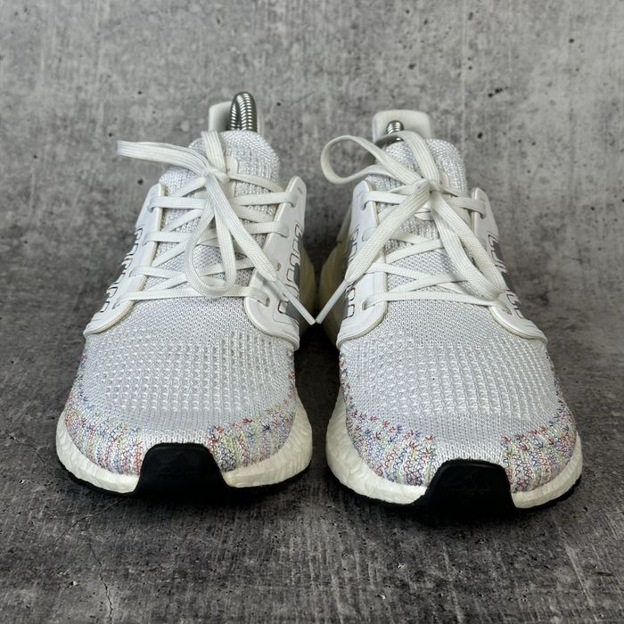 Жіночі Спортивні Кросівки Adidas Ultraboost 20