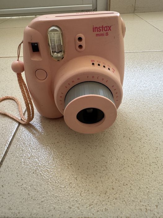 Máquina Fotográfica Fujifilm Instax Mini 8