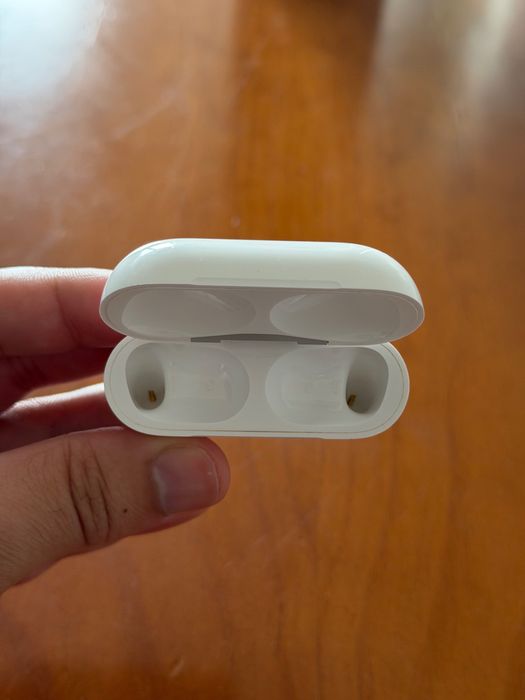 AirPods Pro 2 - Apple