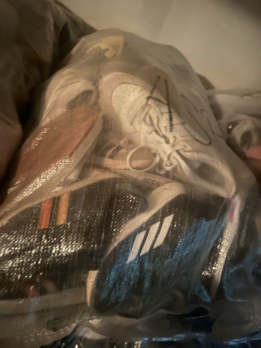 Африка спорт.  Кросівки третього сорту.