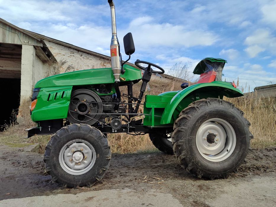 Трактор Кентавр 200В люкс + фреза и плуг в подарок