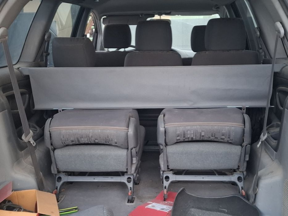 Розбирання Toyota Previa 2.0 D-4D Шрот Тойота Превія Запчастини Б/В